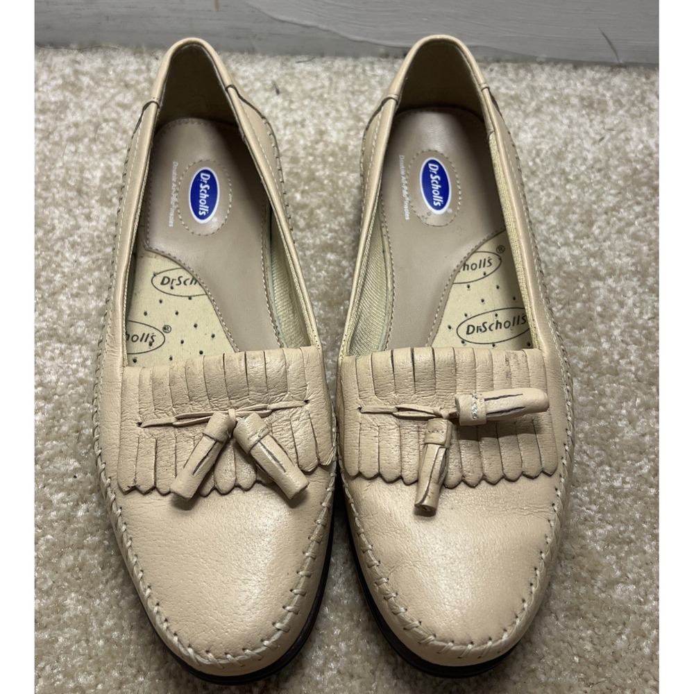 NWOB Dr. Scholl's Women's Leather Tassel Loafers Beige Size 9 Comfort Flats
